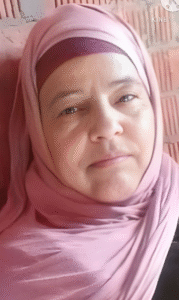 الحاجه نادية علي كشكل والحاجه حيات علي كشكل