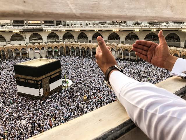 صدقة جارية عن المرحومة باءذن الله الحاجه وفيقة رحمها الله