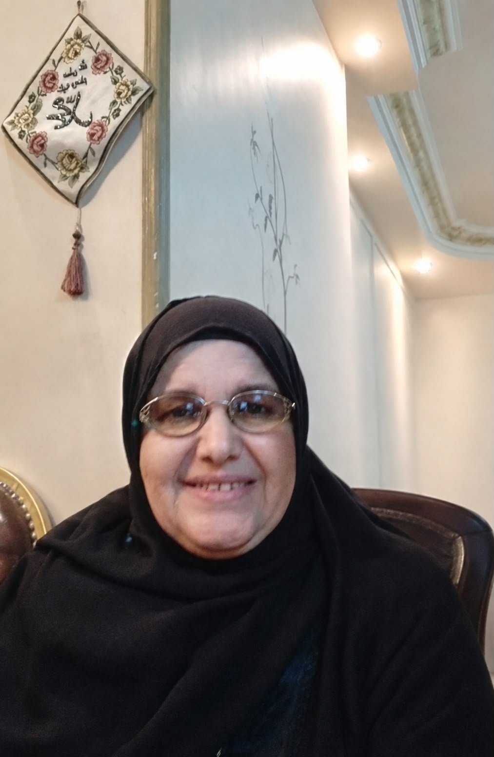 صدقة جارية الكترونية إلي المرحومة باءذن الله الحاجه سنيه البغدادى رحمها الله